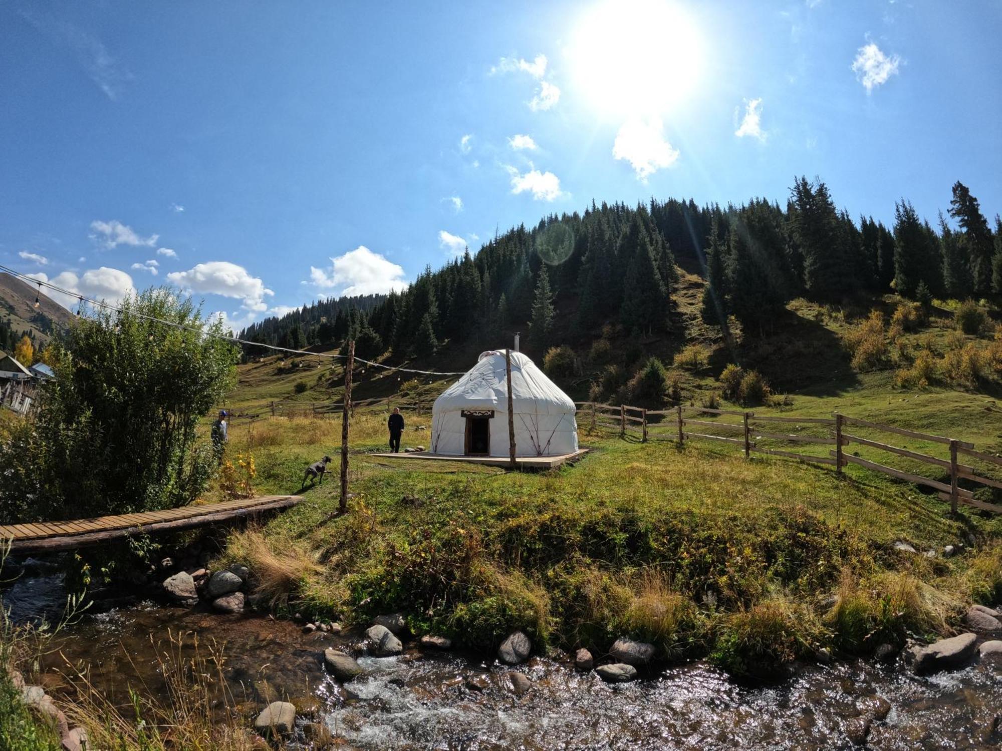 Mine Hostel Dzhergalan Jyrgalan Экстерьер фото