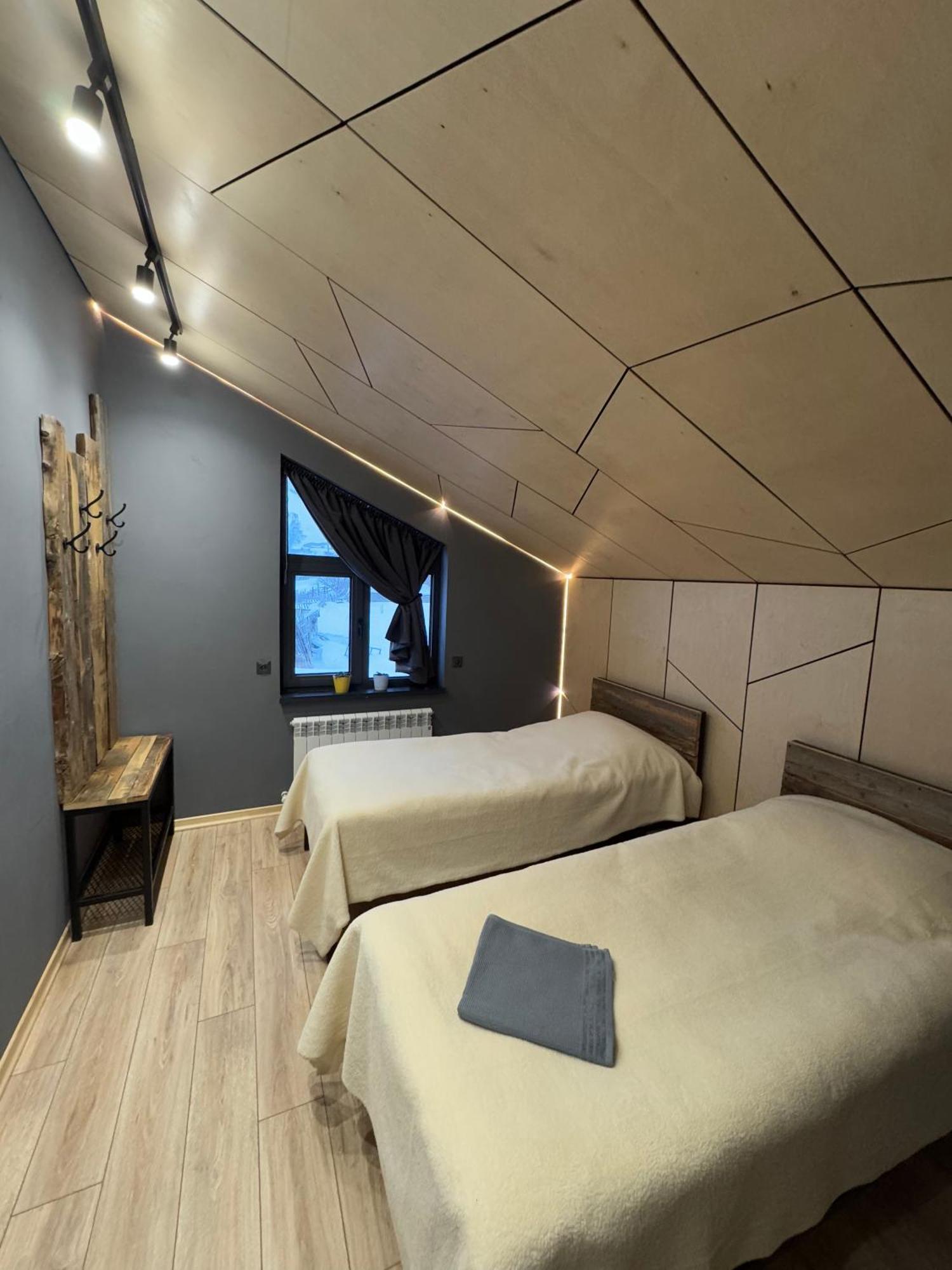 Mine Hostel Dzhergalan Jyrgalan Экстерьер фото